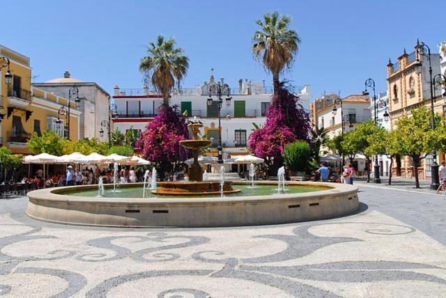 Апартаменты Convento De La Victoria Junto Al Cabildo Con Wifi Y Parking Gratis Санлукар-де-Баррамеда Экстерьер фото